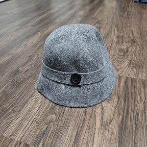 Gray Women's Cloche Snow Hat with Black Button Detail